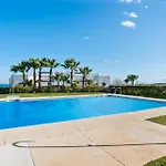 Panoramic Flat In Casares M56