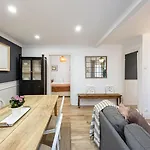 Vintage 3 Bdr Apartment