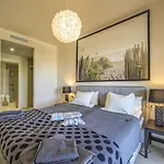 Panoramic Views & Walk To Beach!
