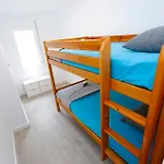 Pineda 7 Planet Apartment