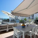 Private Beach Villa For 6 With Seaview, Pool & Terrace