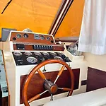 Barco Muy Acogedor En Valencia