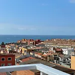 Atico Con Terraza