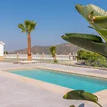 Villa Charo Sayalonga By Ruralidays