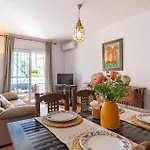 2 Bedroom Pet Friendly Apartment In Torrox
