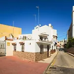 Coqueto Apartamento 50M De Playa