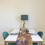 Cubo'S Lucys Place 1 Bedroom Apartment