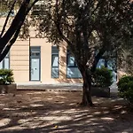 Florit Flats - The Malilla Apartments