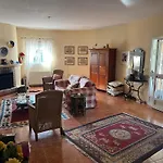 Casa Del Monte Cazador