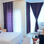 Agusti Hostal