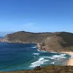 Refugio Climatico En Finisterre Frente A La Playa