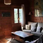 Casa De Madera
