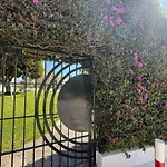 Casa Isabella -Budha Apartments