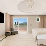 All About La Redonda Villa