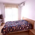 Luxurious Spacious Three Bedroom Apartment On Beachfront