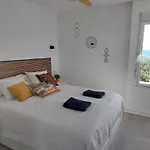 Seaview Apartment