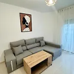Newly Renovated Apartment