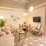 Aladro Apartamentos By Valcambre