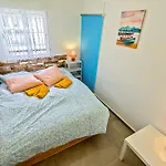 Plaza Espana 3-Bedroom Central & Bello Apartamento