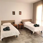 Gran Casa Luminosa Con Jardin Privado