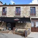 O Cabanel Albergue-Bar