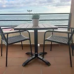 Maravilloso Apartamento En Primera Linea De Playa Con Vistas Al Mar En Caleta De Velez 2 D