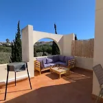 Garden Vistas. Hermoso Duplex Con Patio, Solarium Y Piscina.