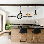 Kosta Homes - Modern Two Bedroom With Terrace