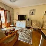 Traditional Spanish Apartment Close To The Beach And Restaurants