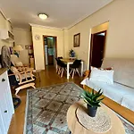 Traditional Spanish Apartment Close To The Beach And Restaurants