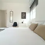Moderno Apartamento Junto A La Playa