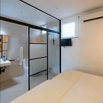 Hostal Royal Bliss