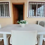 Appartement Cosy Avec 2 Chambres Et Piscine Commune