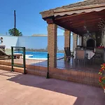 Encantador Chalet Con Piscina