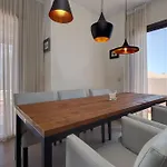 103 - Luxurious 3 Bed Duplex Penthouse With Stunning Mountain Views