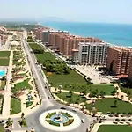 Ayf Confortable Bajo De Dos Terrazas Trebol Dor