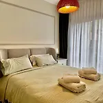 Lovely Elviria Apartment 200M From The Beach
