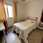 Habitacion Privada En Frente De Universidad