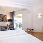 Melia Isla Canela