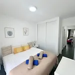 2The Best Location - Las Americas & Parking
