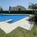 Moderno Estudio Con Wifi En Marbella Este - Vistamar 16 Estudio