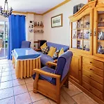 5 Bedroom Cozy Home In El Portil