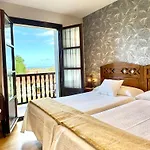 Hotel Rural El Texeu