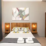 Jardinets Guest House