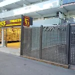 Chez Chantal 3 Chambres Au Centre Touristique De Salou Avec Garage