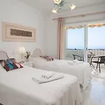 Beautiful Flat In El Mirador Great Views Mijas