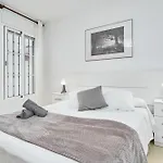 Apartamento B Y G Nerja