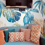 Alhambra Deco Homtels