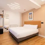 Boulevard Roomss