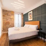 Boulevard Roomss